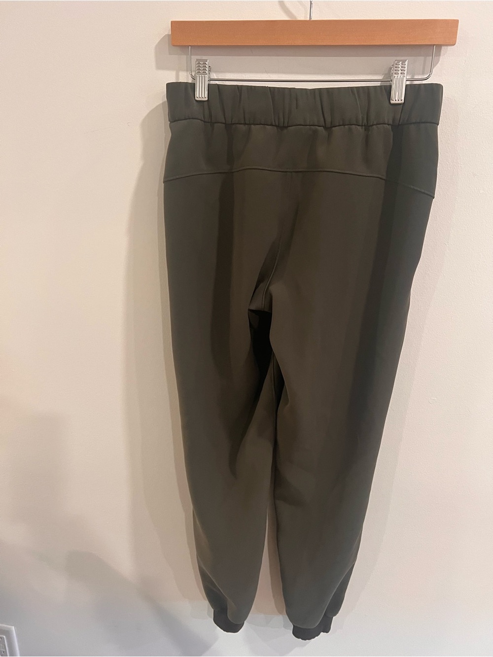 Lululemon olive green High-Rise Jogger Pants Size 4 Athletic Travel Lounge